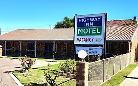 Highway Inn Motel