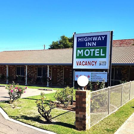 Highway Inn Motel Hay Exterior photo